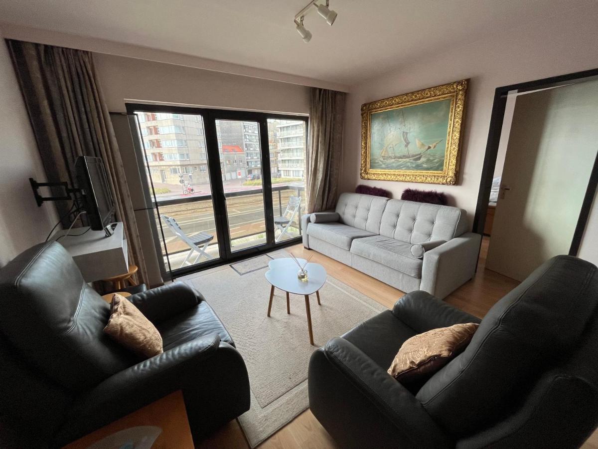 Frontaal Zeezicht In Appartement De Strandjutter Οστένδη Εξωτερικό φωτογραφία